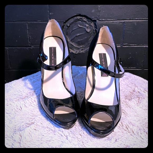 Steven By Steve Madden Shoes - Steven by Steve Madden patten leather heels